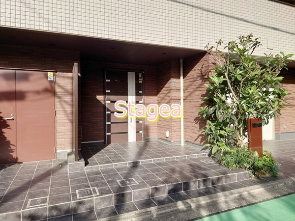 スバルレジデンス北浦和のエントランス