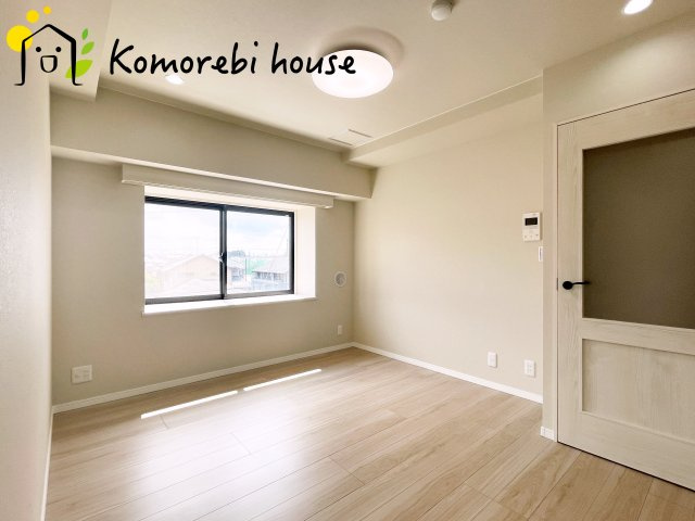 サンハイツ蓮田の洋室