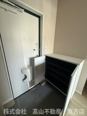 直方市大字感田のアパートの収納