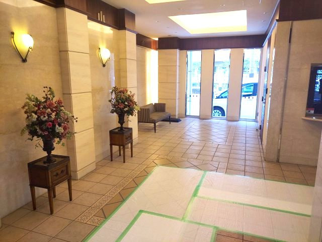 グラン・ブルー宝塚のエントランス|エントランス内
