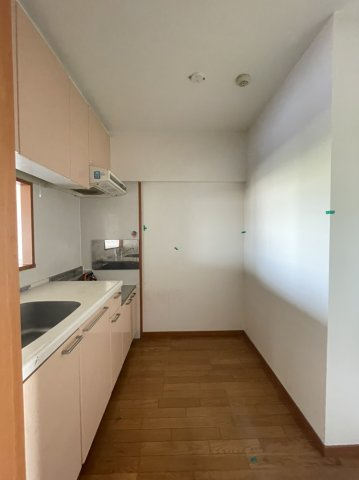 福岡市南区平和１丁目の賃貸マンションの居間・リビング