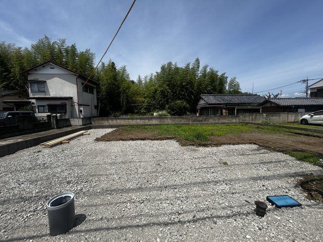 新築　高崎市倉賀野町第37　Livele Garden.S　1号棟の駐車場|現地写真　駐車スペースは並列3台+1台分可能です！
