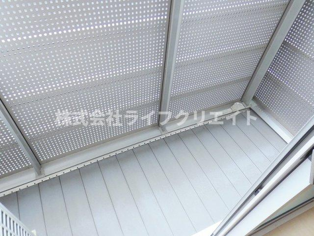 ホワイトミーティアAのバルコニー