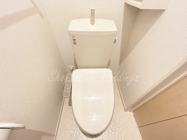 茅ヶ崎市室田２丁目のアパートのトイレ