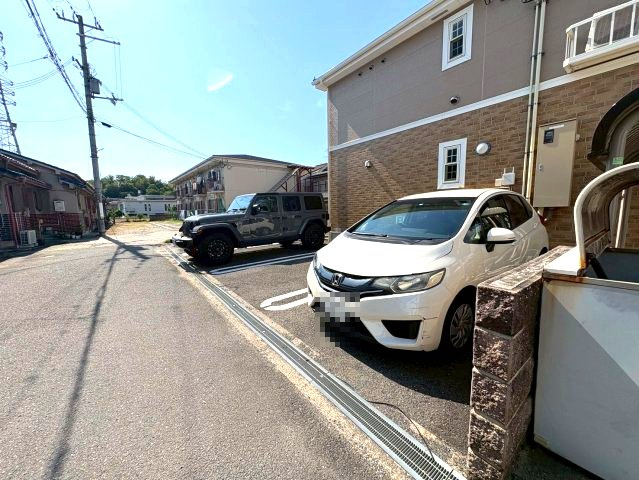ソフィアコートの駐車場