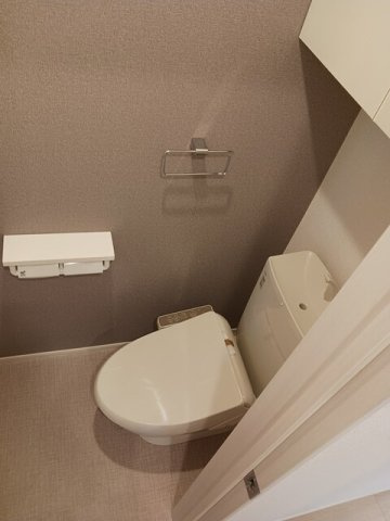 【トイレ】 | コンフォート　アークＡ | 落ち着いた色調のトイレです