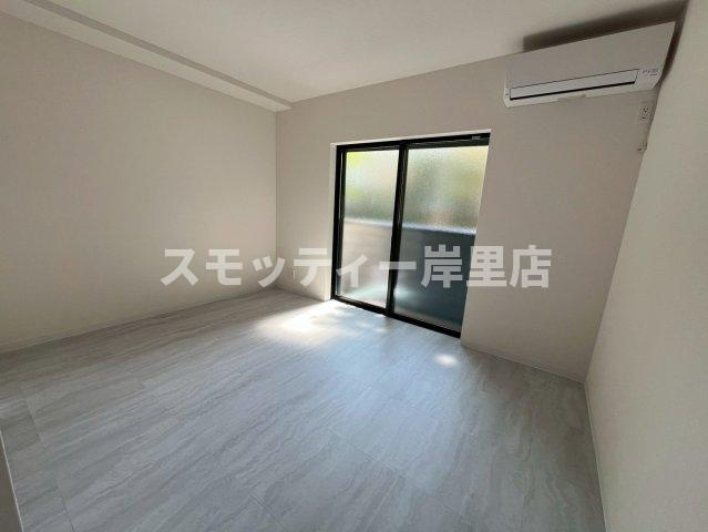 ルナコート南港中の洋室