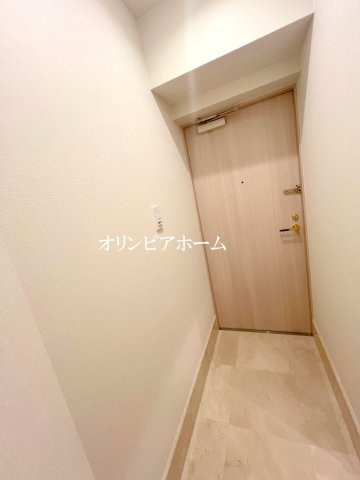 アクシア日本橋　2階　角部屋　リフォーム済の玄関