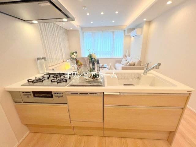 アクシア日本橋　2階　角部屋　リフォーム済のキッチン