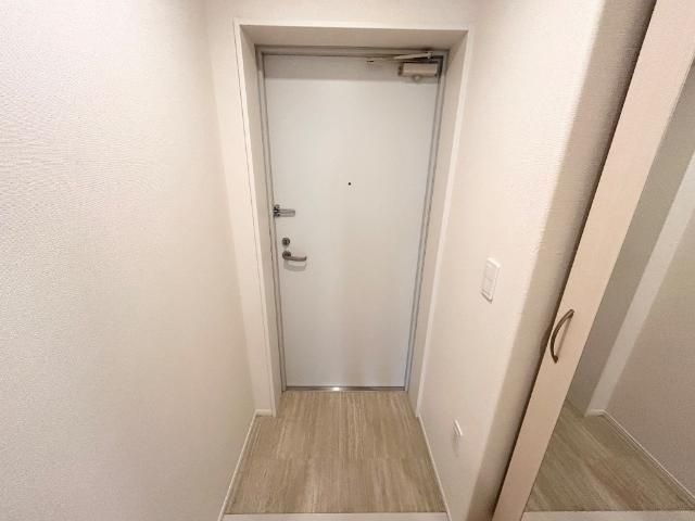 ＳＫＮの玄関