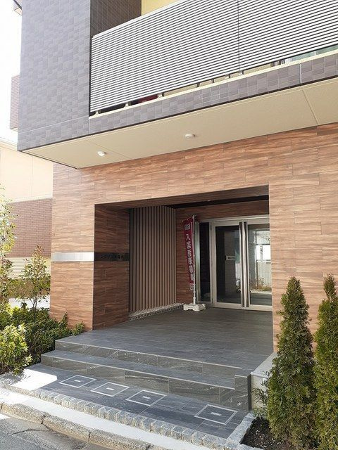 レジデンス桜樺のエントランス