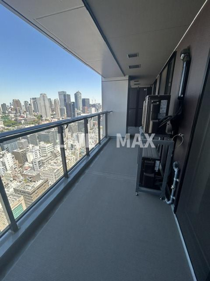【バルコニー】WORLD TOWER RESIDENCE