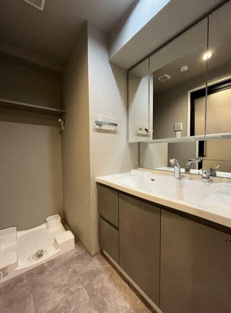 Ｓ－ＲＥＳＩＤＥＮＣＥ目黒大岡山ｂｒｅｓａの洗面所