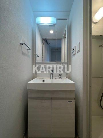 S-RESIDENCE都島LUXの洗面所|コンパクトで使いやすい洗面所