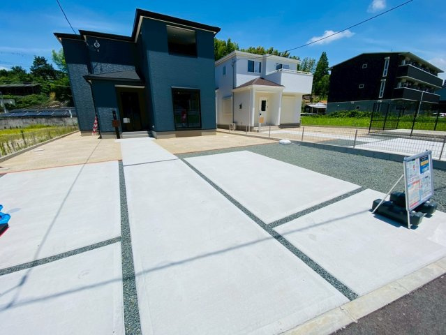 リーブルガーデン／西区池亀町／1号棟の駐車場