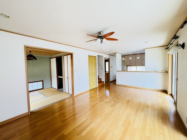 前橋市箱田町　中古住宅の居間・リビング|前橋市箱田町　中古住宅