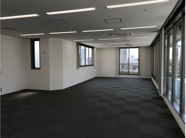 FPG links MIDOSUJI（旧：URBAN CENTER 御堂筋）の内装