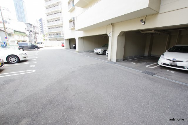 福島スカイハイツ　仲介手数料無料の駐車場