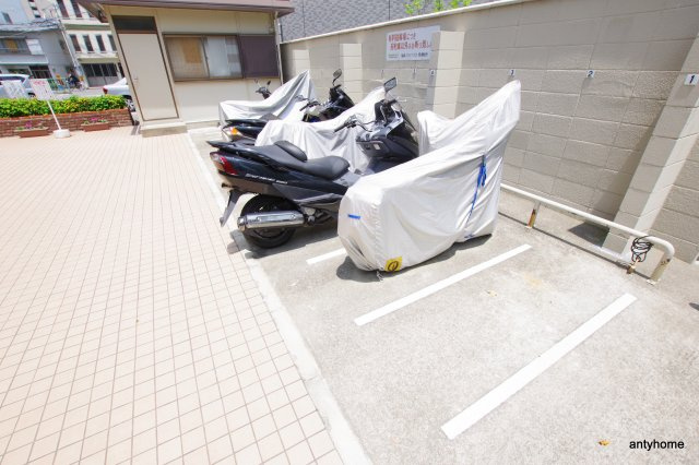 福島スカイハイツ　仲介手数料無料の駐車場