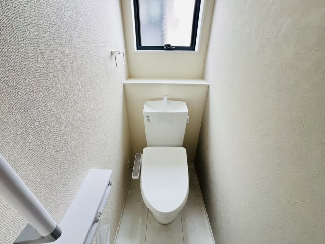 半田市瑞穂町5丁目4番6『仲介手数料無料』新築一戸建て・建売のトイレ