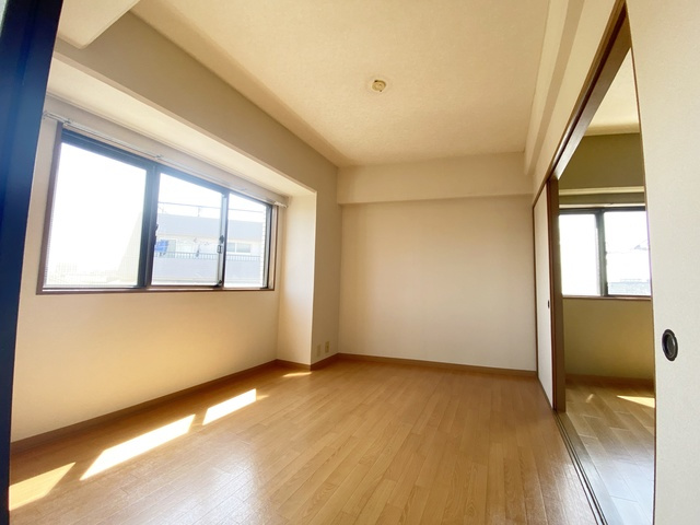 エメラルドマンションの寝室|洋室です！