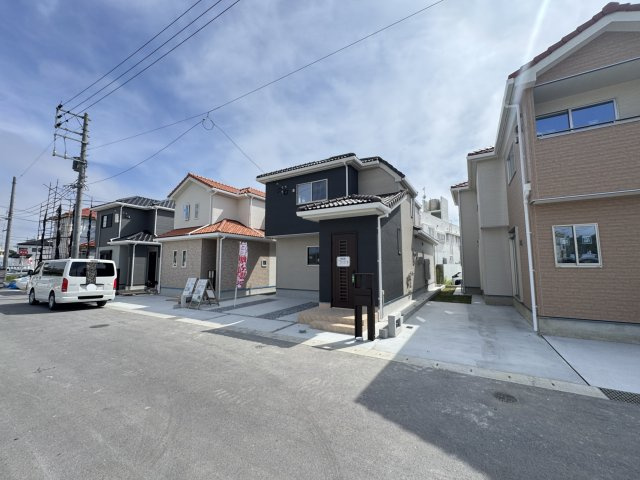 豊見城市渡橋名浜原（全39棟）22号棟の外観|22号棟　並列駐車2台完備♪