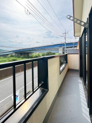 【バルコニー】 | 高崎市新後閑町　中古住宅