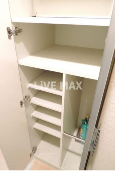 【玄関】メインテラス上野