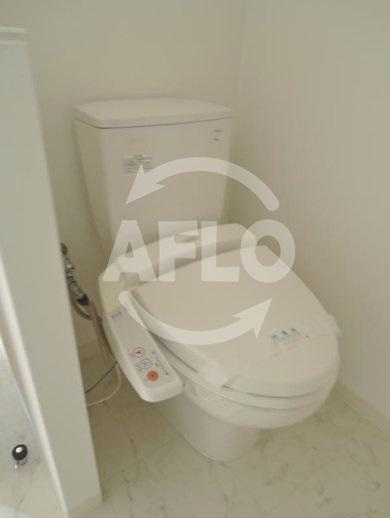 南堀江アパートメントリオのトイレ|南堀江アパートメントリオ　温水洗浄便座