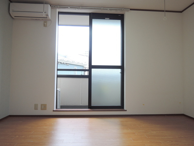 アルページュの居間・リビング|★明るいお部屋です★