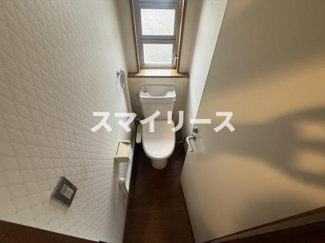 FM6三園ハウスの玄関