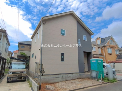 【前面道路含む現地写真】 | 東大和市中央1丁目　新築戸建　【全1棟】
