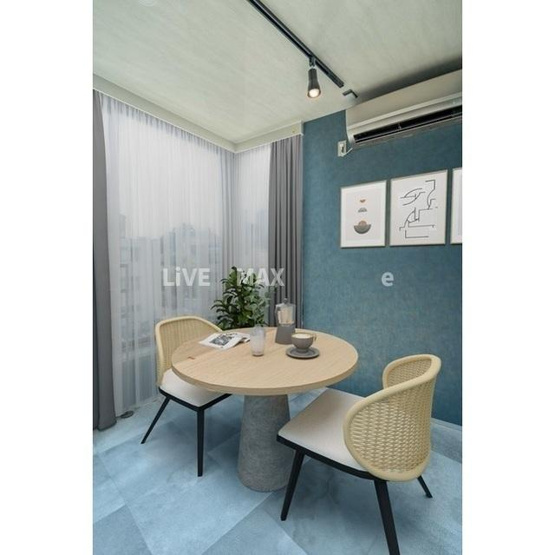 【居間・リビング】est Largo SHIBUYA