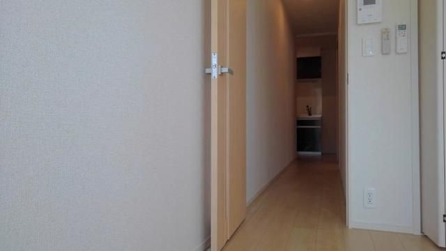 ラピス　ウィークスの寝室