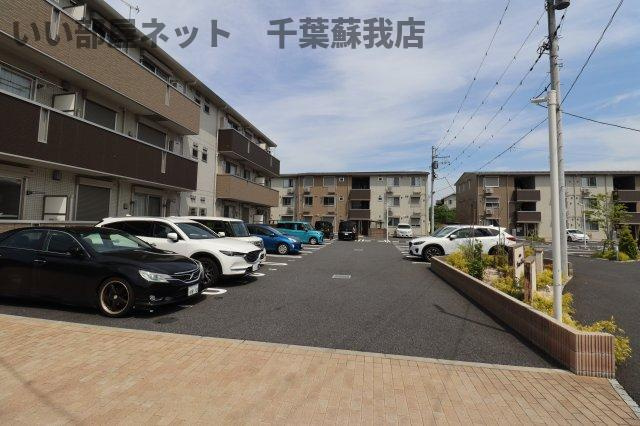 アメニティーなかにしⅣの駐車場|駐車場完備です