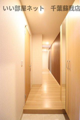 アメニティーなかにしⅣの玄関|シンプルで使いやすい玄関です
