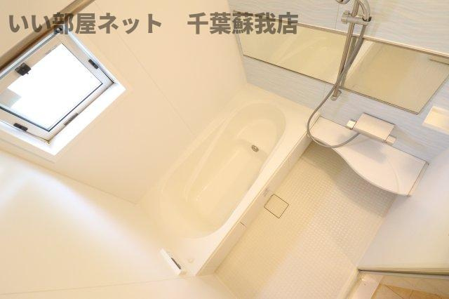 アメニティーなかにしⅣの浴室|落ち着いた空間のお風呂です