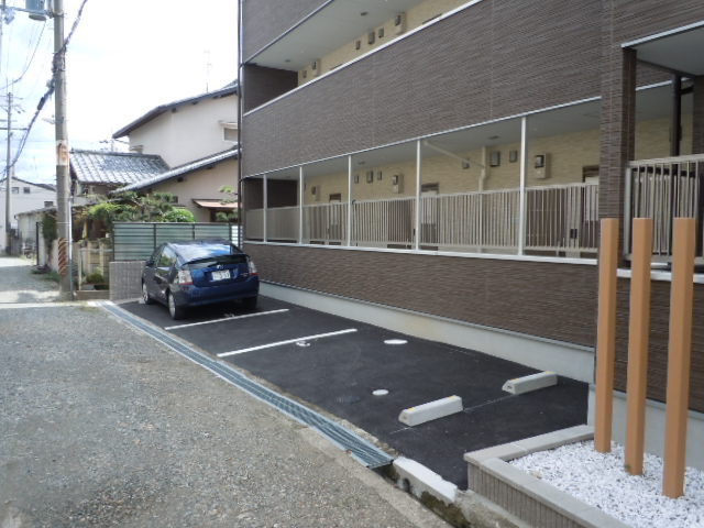 リコルテサントルモンターニュの駐車場