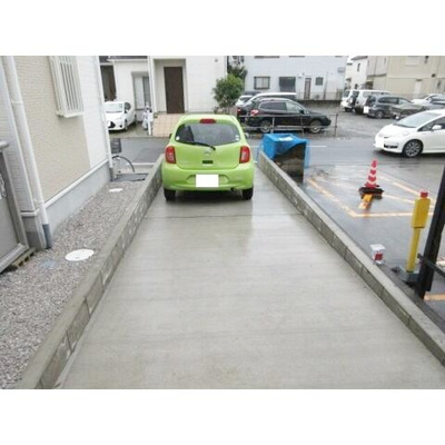 【駐車場】 | 菱沼２丁目貸家