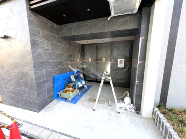 ＮＥコート甲南町のエントランス