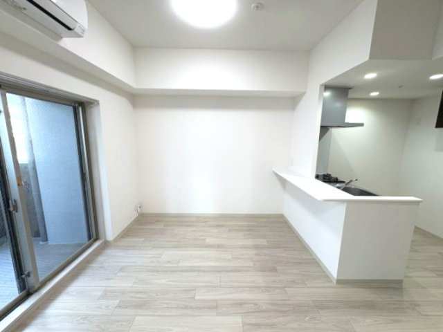 ＮＥコート甲南町の居間・リビング