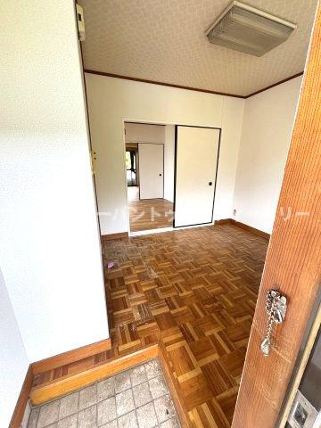 コンフォートRの玄関