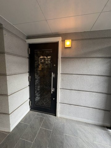 Apartment小石川後楽園のエントランス