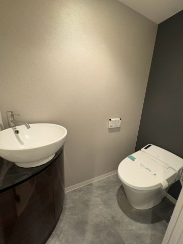 Apartment小石川後楽園のトイレ