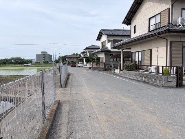 【前面道路含む現地写真】 | 本庄市四季の里2丁目　中古戸建