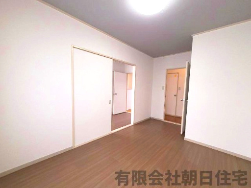 【洋室】 | 青葉台中古戸建 | 洋室です