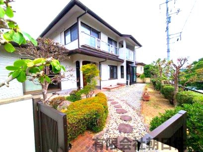 【庭】 | 青葉台中古戸建 | たまにはお庭で休日を過ごしてみるのもよいかもしれません