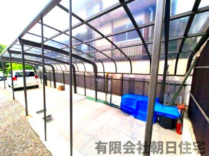 【駐車場】 | 青葉台中古戸建 | 駐車場です