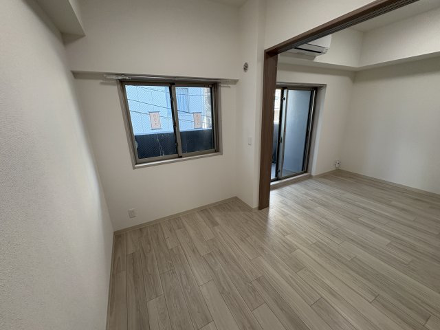 ＮＥコート甲南町の寝室