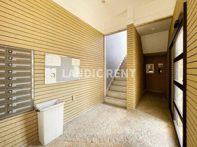 【ロビー】 | MAISON博多駅南